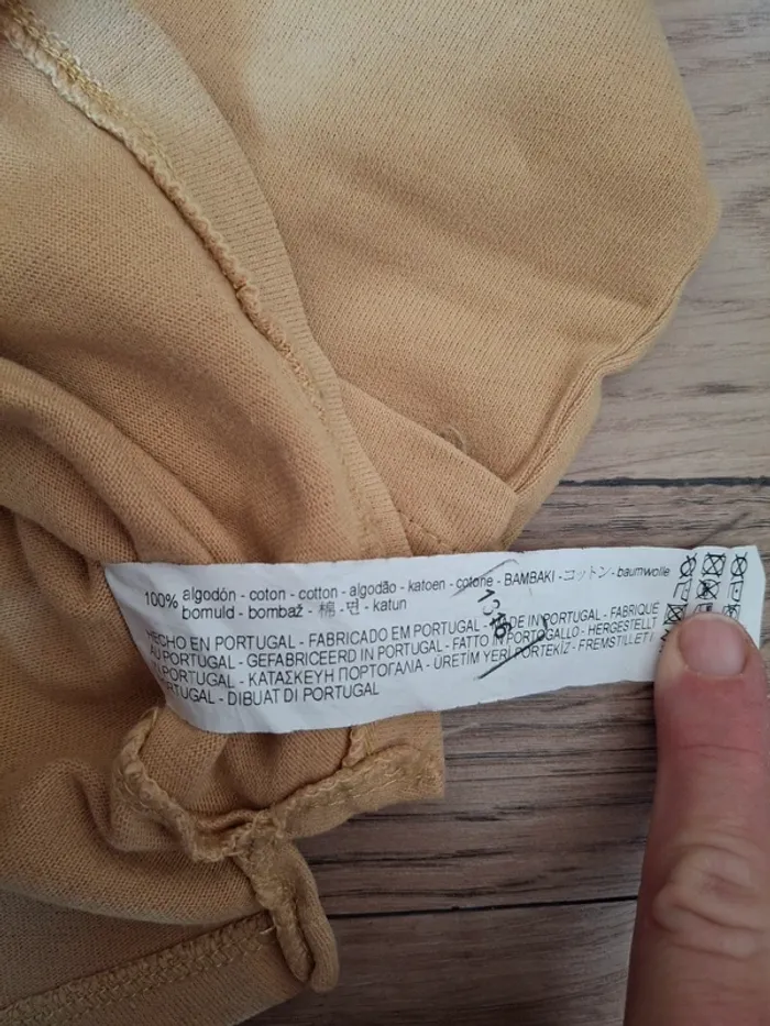 Pull Mickey 2/3 ans - photo numéro 3