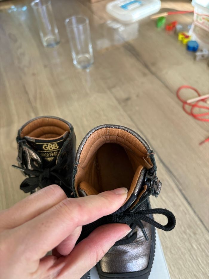Bottines gbb taille 26 - photo numéro 7
