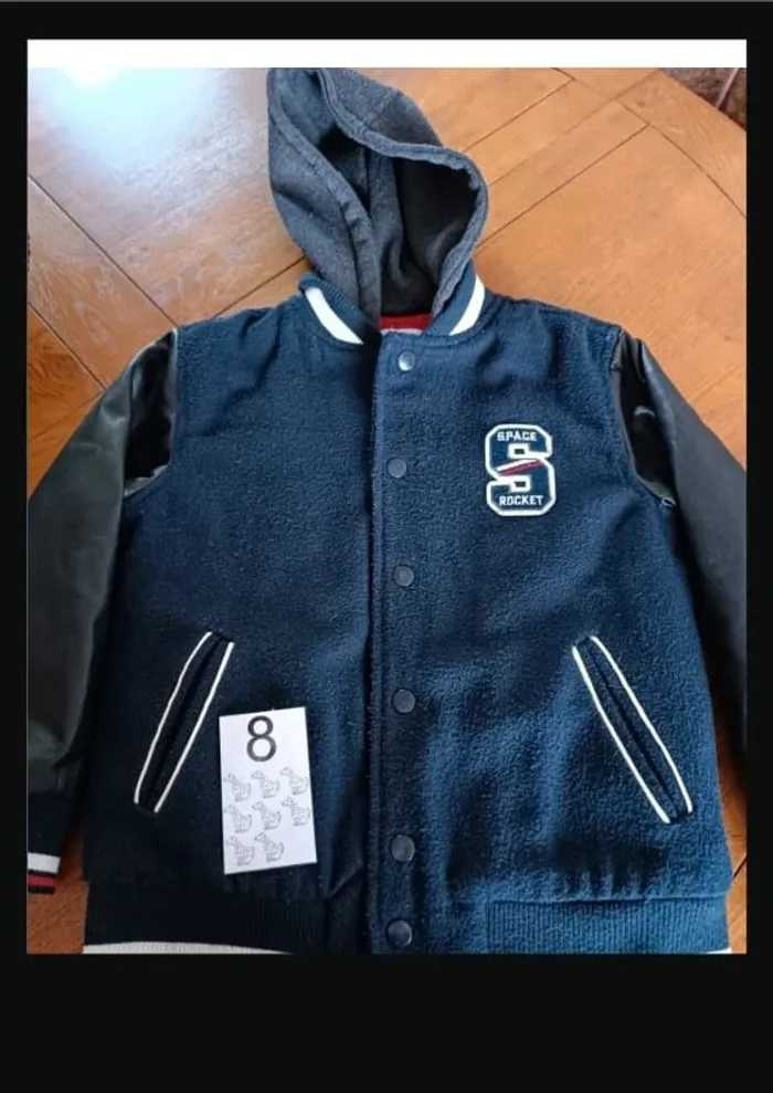 Blouson taille 8 ans