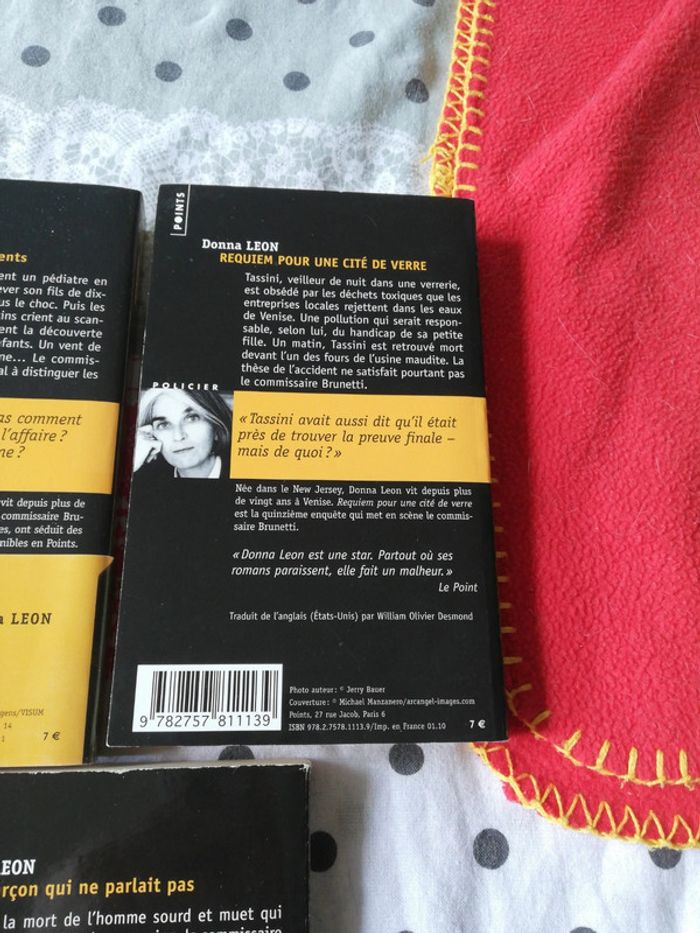 Lot policier - photo numéro 9