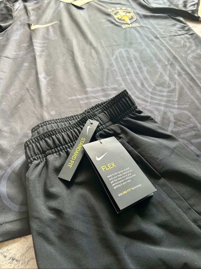 Ensemble maillot Brésil / Nike Running Dri-FIT🏃💨 - photo numéro 2