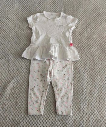 Joli ensemble T-shirt péplum et legging motif licornes