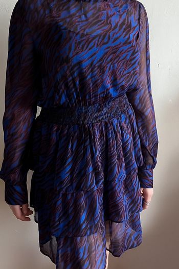Jolie robe pimkie taille 30 à volant haut transparent très bon état