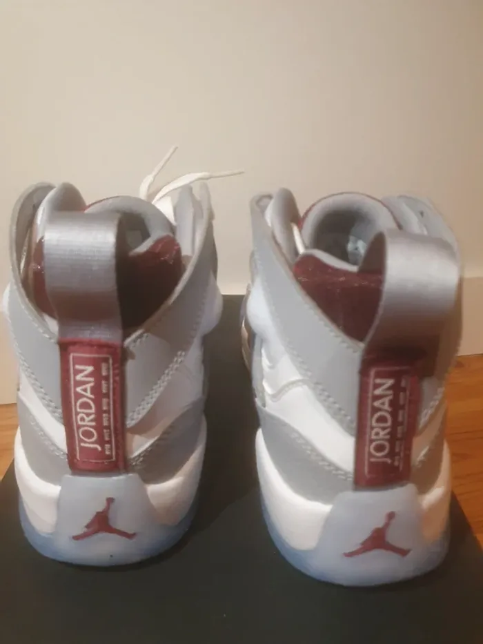 Nike Jordan (38.5) - photo numéro 5