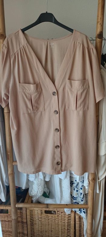 Jolie blouse à boutons beige taille XL