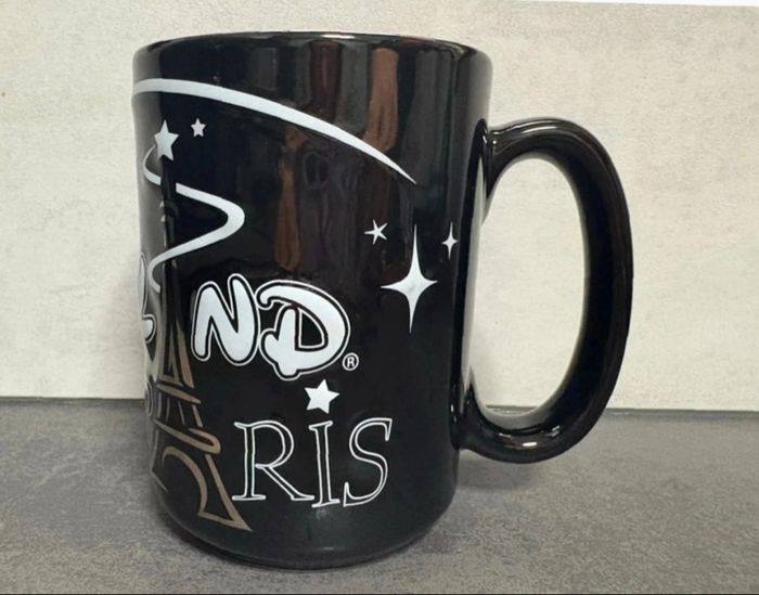 Tasse noire & argentée Disneyland Paris – Tour Eiffel - photo numéro 3