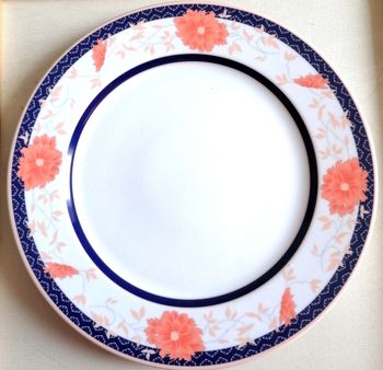 Grand plat rond porcelaine Arlingthon de Apilco France décor inaltérable. Neuf.