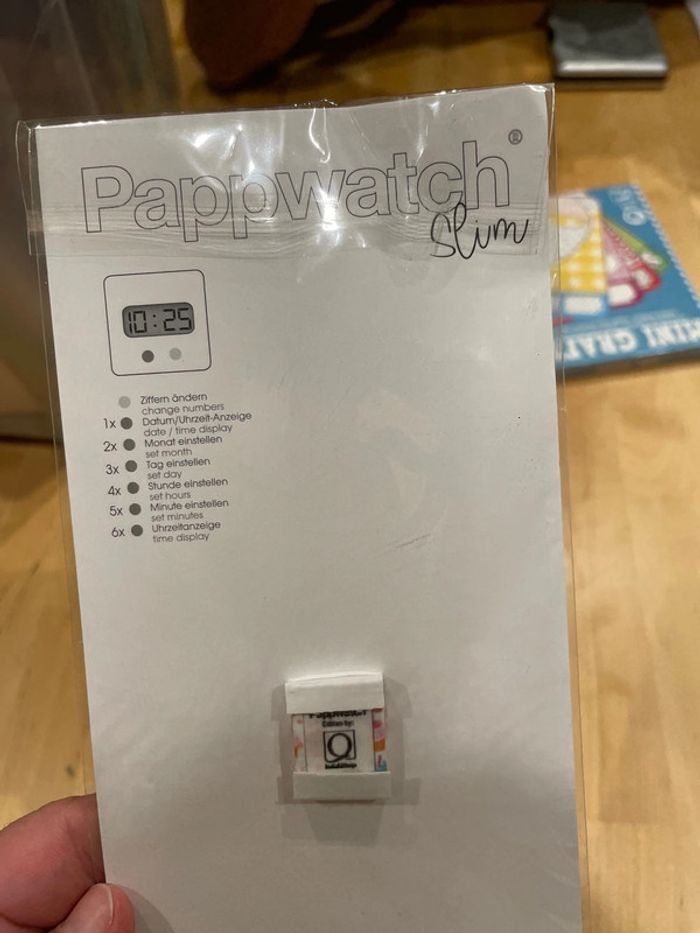 Montre en papier originale taille adulte pappwatch - photo numéro 5