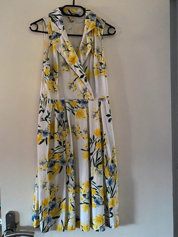Robe fleurie blanc jaune Orsay Taille 36