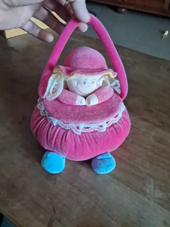Boite poupée en tissus