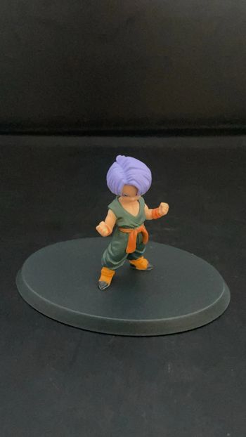 Figurine Trunks Petit Dragon Ball Legend of Manga Hachette