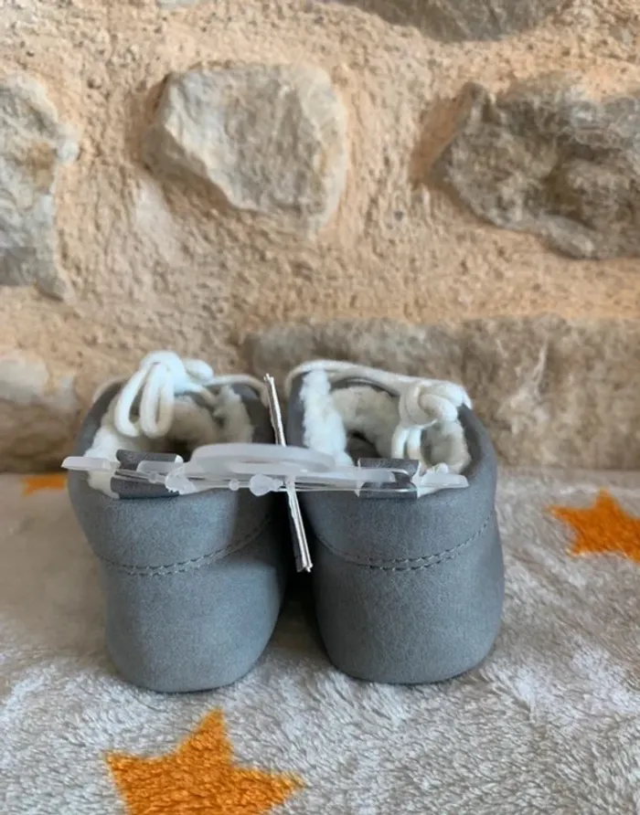 Lot ensembles Petit Béguin bio + chaussons Blanc et Gris 6M - photo numéro 19