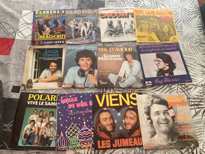 Lot vinyles 45t - photo numéro 2