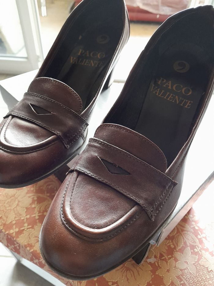 CHAUSSURES FEMME "PACO VALIENTE"  TAILLE 39 - photo numéro 2