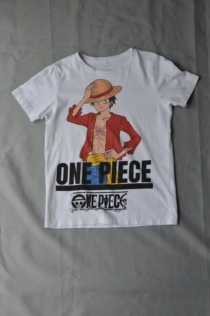 T-shirt One Piece taille 6 ans / 116 cm