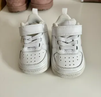 Air force bébé taille 17