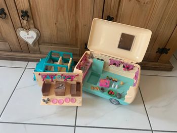 Caravane et voiture type Sylvanian li’l woodzeez