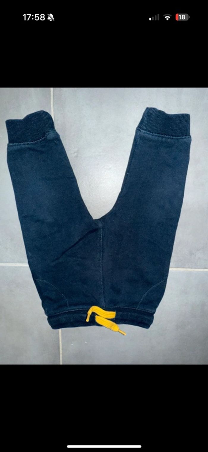Lots pantalon 9 mois - photo numéro 4