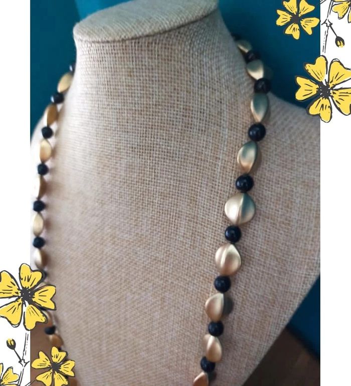 Collier doré et noir perles satinées – Style chic intemporel - photo numéro 7