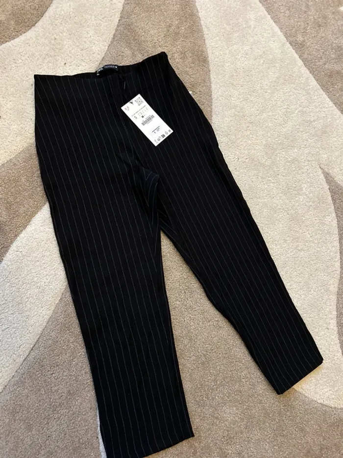 Panta-court Zara