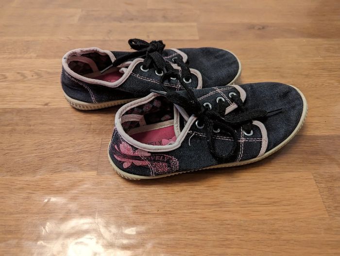 Basket en toile fille pointure 31 - photo numéro 5