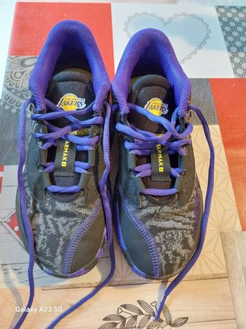 Basket de basketball pointure 35