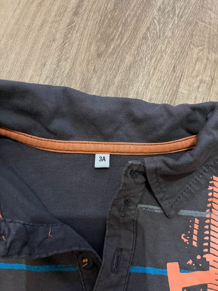 Polo manches longues enfant – City Boys 👕 Taille : 3 ans / 36 mois Très bon état - photo numéro 3