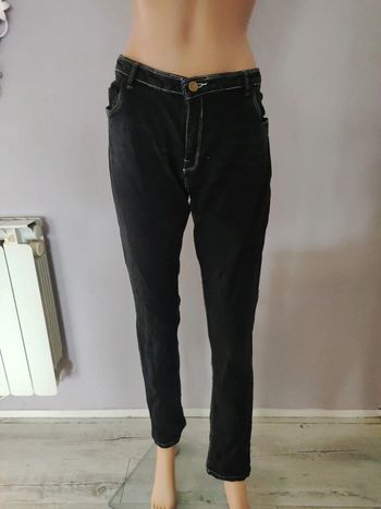 Jean noir taille 40