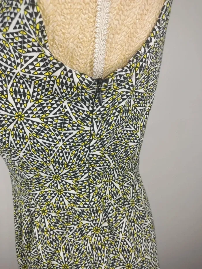 Robe mi-longue dos graphique boutonné noir jaune blanc taille 38 La Redoute neuve - photo numéro 6