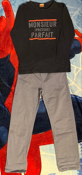 Ensemble jogger bleu + t-shirt “Monsieur (presque) parfait”