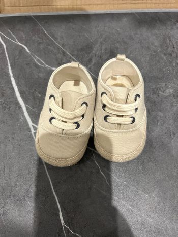Chaussures style espadrilles 3/6 mois