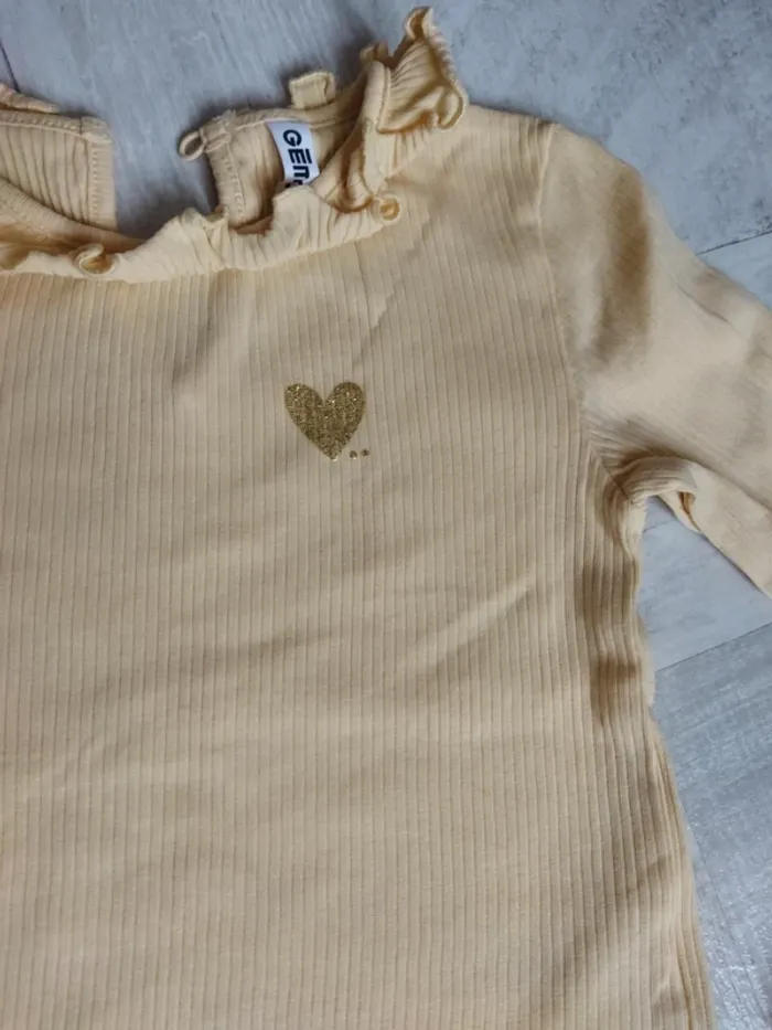 T-shirt manches longues 3 ans jaune coeur - photo numéro 2