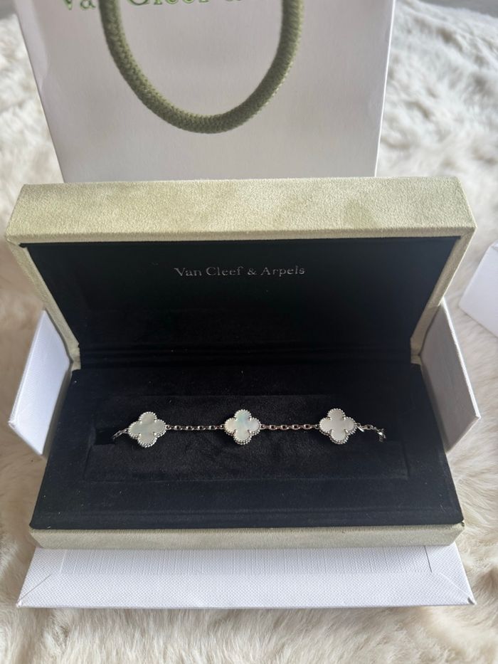 Bracelet van cleef argent blanc - photo numéro 2