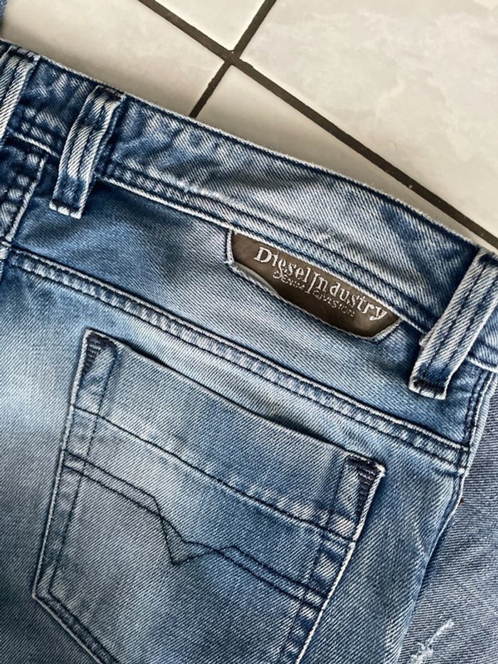 Jeans diesel w31 L 32 + tee shirt Teddy smith L - photo numéro 4