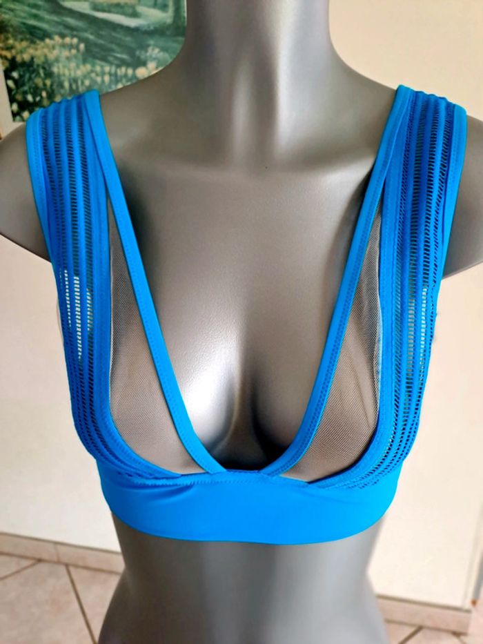 Soutien-gorge undiz aya nakamura