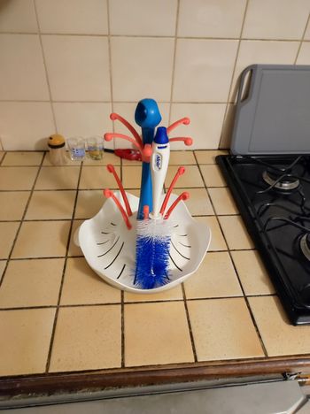 Égouttoir biberon et goupillon