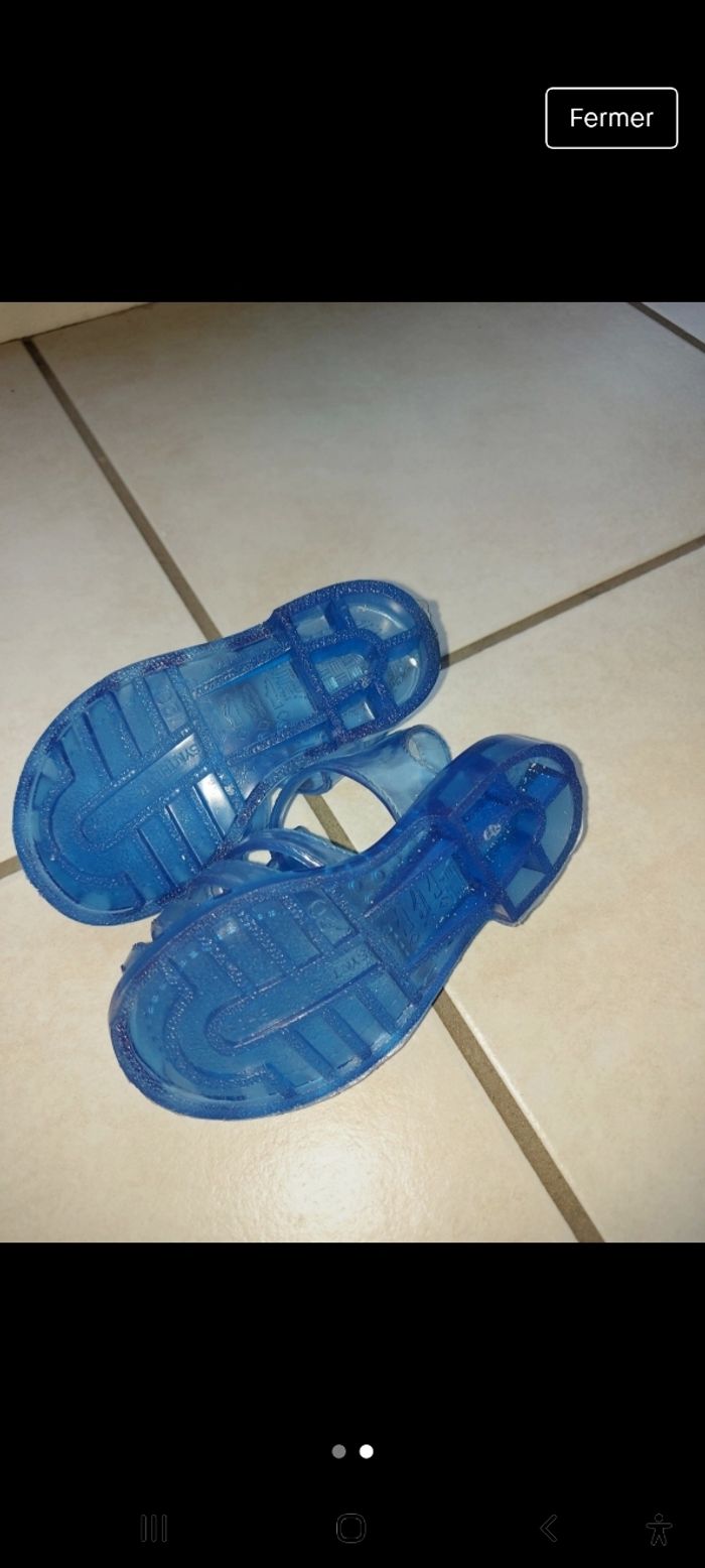 Sandales plage taille 20