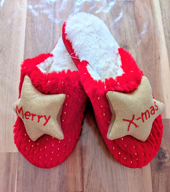 Chausson / pantoufle 36 / 37 Rouge Noel Neuf - photo numéro 3
