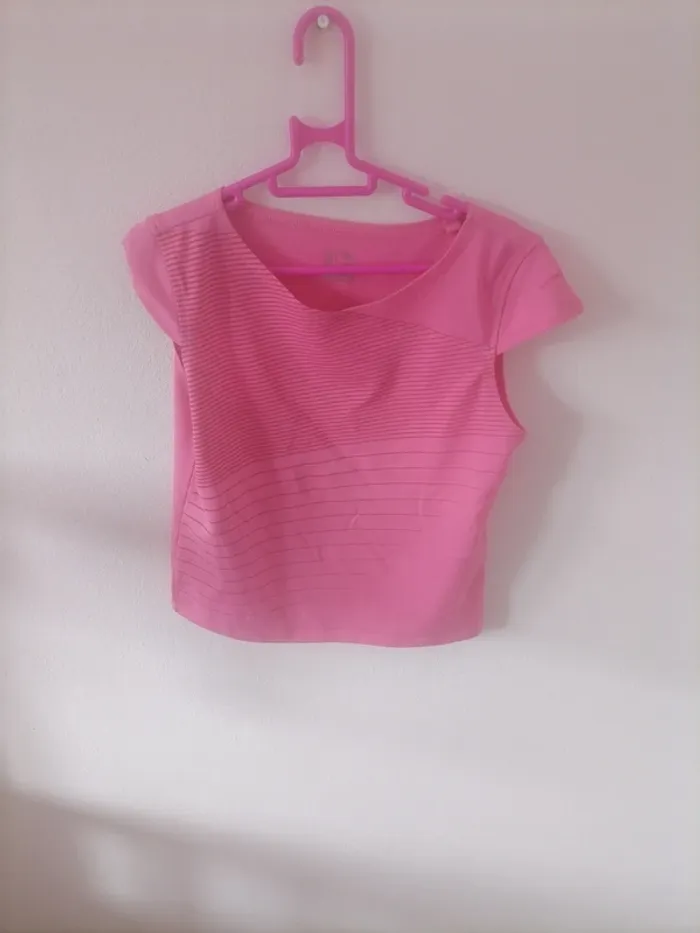 Tee shirt