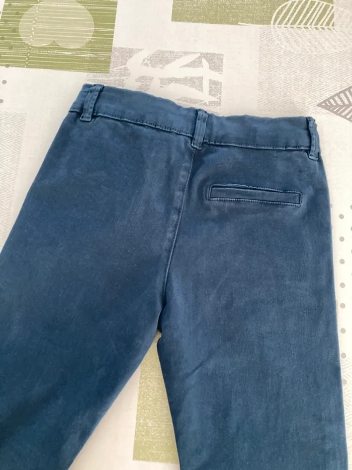Pantalon chino en taille 9 ans (134 cm) - photo numéro 6