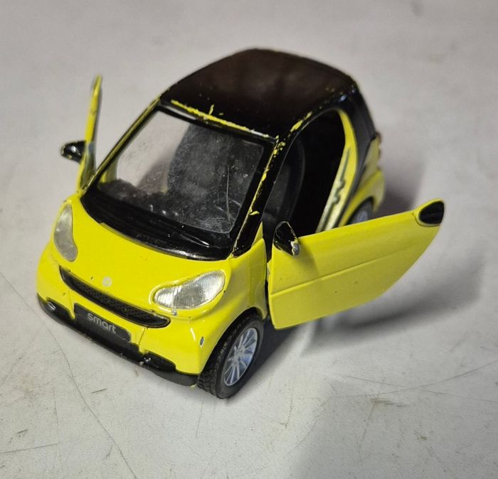 Maisto voiture miniature à friction smart fortwo 1/32 - photo numéro 5