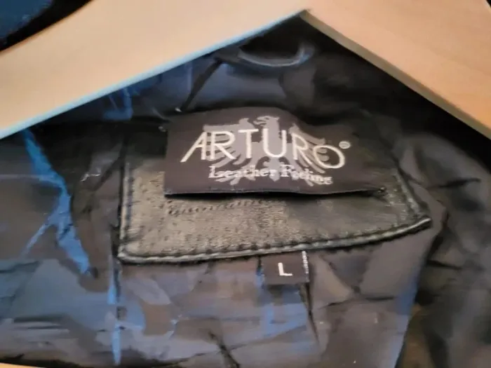 💦 Veste Cuir taille L - photo numéro 4
