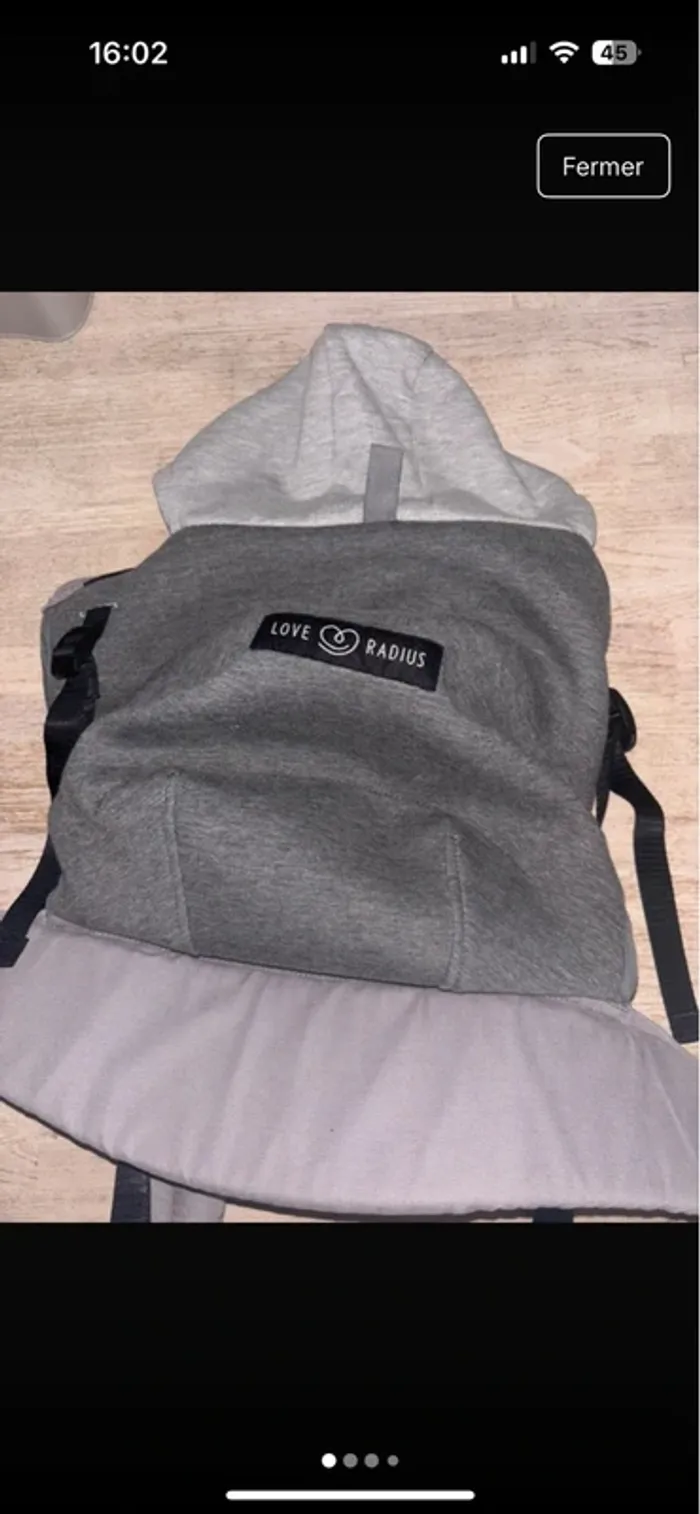Porte bébé Love Radius Hoodie Carrier 1