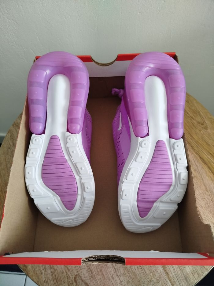 Baskets Nike T 35,5 - photo numéro 8