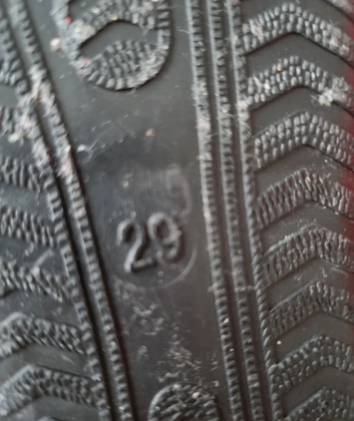 chausson pantoufles rouge bronzini taille 29