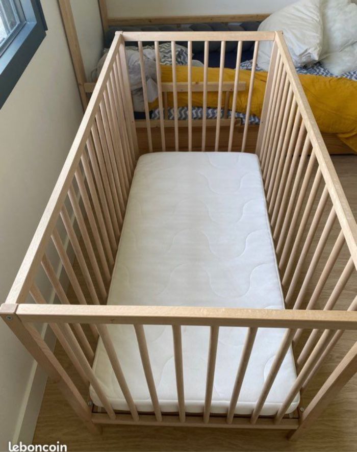 Lit bébé - photo numéro 2