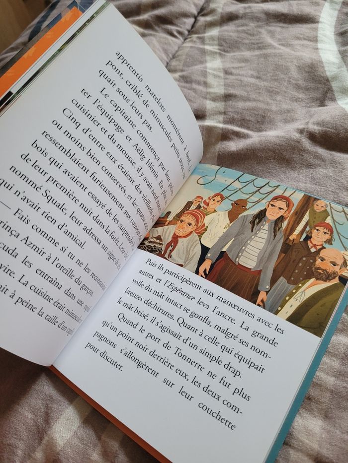 livre le maître des licornes le continent crépuscule (3,50e) - photo numéro 2