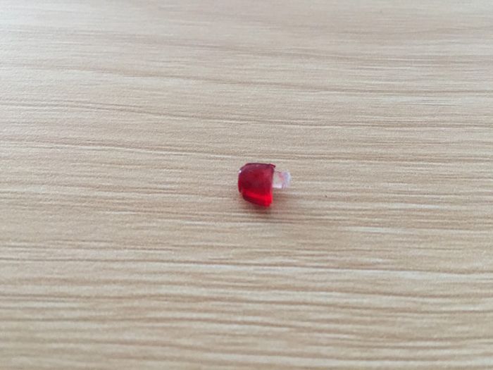 Phare arrière gauche pièce détachée miniature 1/18 Citroën traction 15cv 1952 Maisto #A40