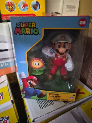 Figurines super Mario Neuve.