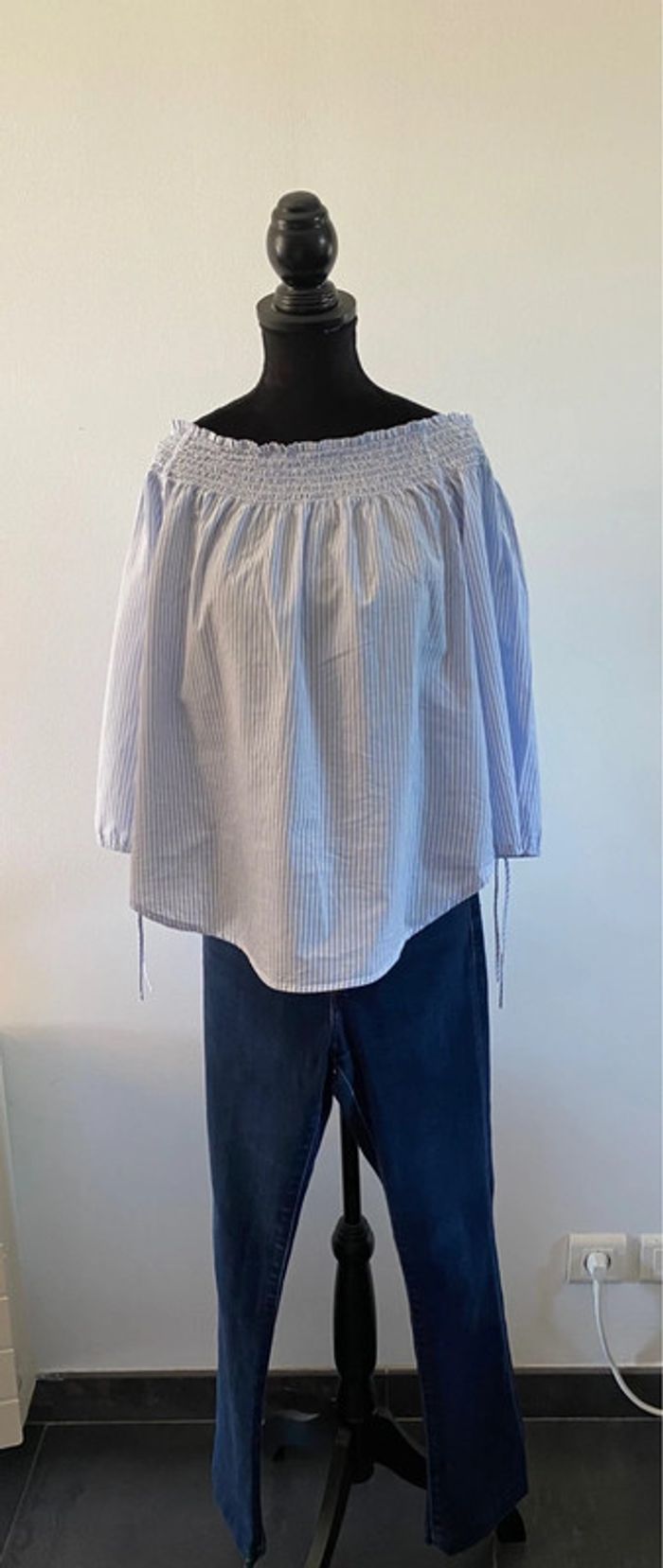 Blouse H&M bleue et blanche à rayures taille 36 / 38 - photo numéro 8